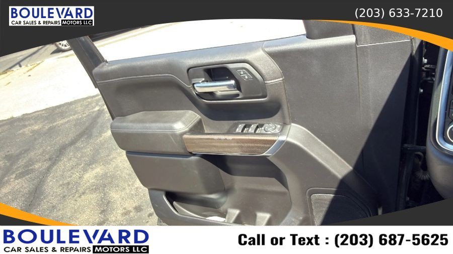Used 2019 Chevrolet Silverado 1500 LT w/ All-Star Edition AWD/4WD image 24