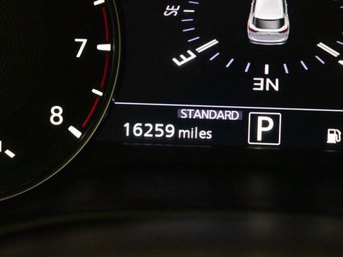 Used 2024 INFINITI QX50 Sensory w/ Accent Package image 30