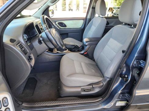 Used 2005 Ford Escape XLT AWD/4WD image 11