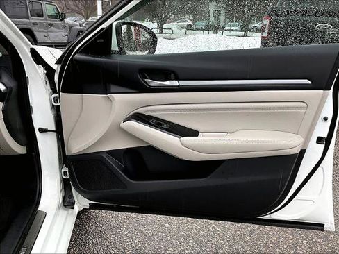 Certified 2022 Nissan Altima 2.5 SL image 12
