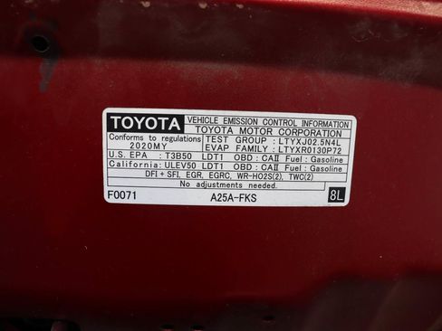 Used 2020 Toyota RAV4 LE w/ Carpet Mat Package FWD image 7