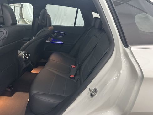 New 2026 Mercedes-Benz GLC 300 image 23