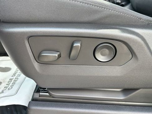 New 2025 Chevrolet Silverado 1500 LT w/ Z71 Off-Road Package image 16