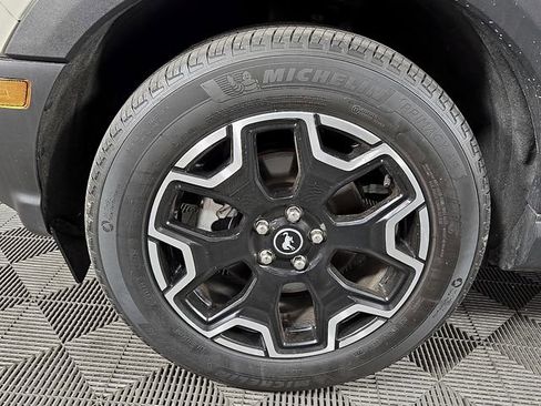 Certified 2025 Ford Bronco Sport Outer Banks w/ Outer Banks Tech Package+ image 8