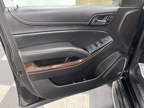 Used 2015 GMC Yukon XL SLT w/ Open Road Package image 9