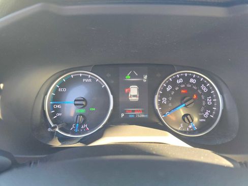 Certified 2022 Toyota RAV4 XLE Premium image 24