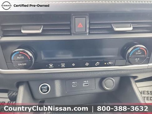 Certified 2023 Nissan Rogue SV AWD/4WD image 14