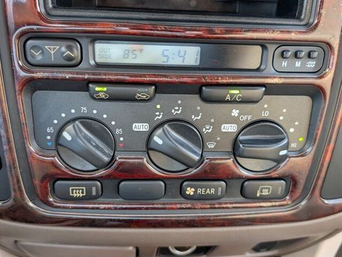 Used 1999 Toyota Land Cruiser AWD/4WD image 18