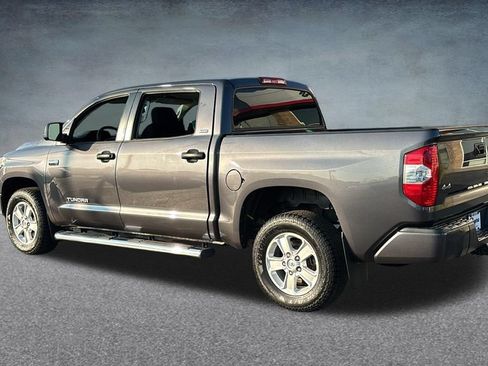 Used 2018 Toyota Tundra SR5 w/ SR5 Upgrade Package AWD/4WD image 6
