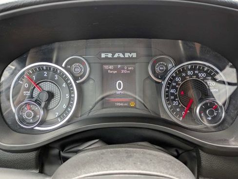 Certified 2025 RAM 1500 Tradesman w/ Night Edition AWD/4WD image 26