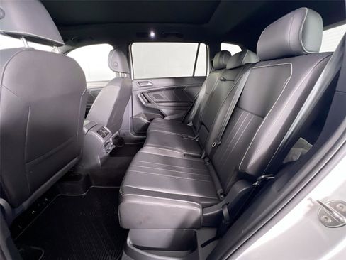 Used 2024 Volkswagen Tiguan SE R-Line image 22