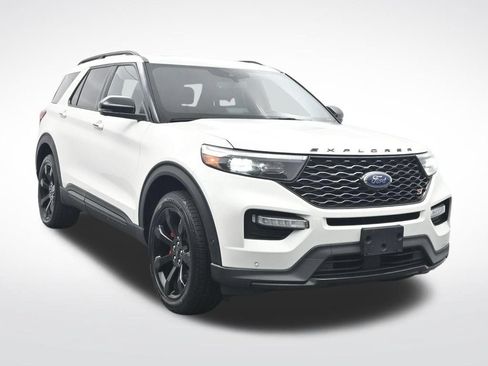 Certified 2023 Ford Explorer ST w/ Equipment Group 401A AWD/4WD image 3