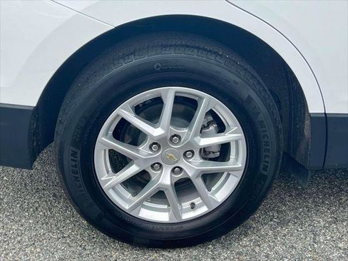 Used 2024 Chevrolet Equinox LS image 9