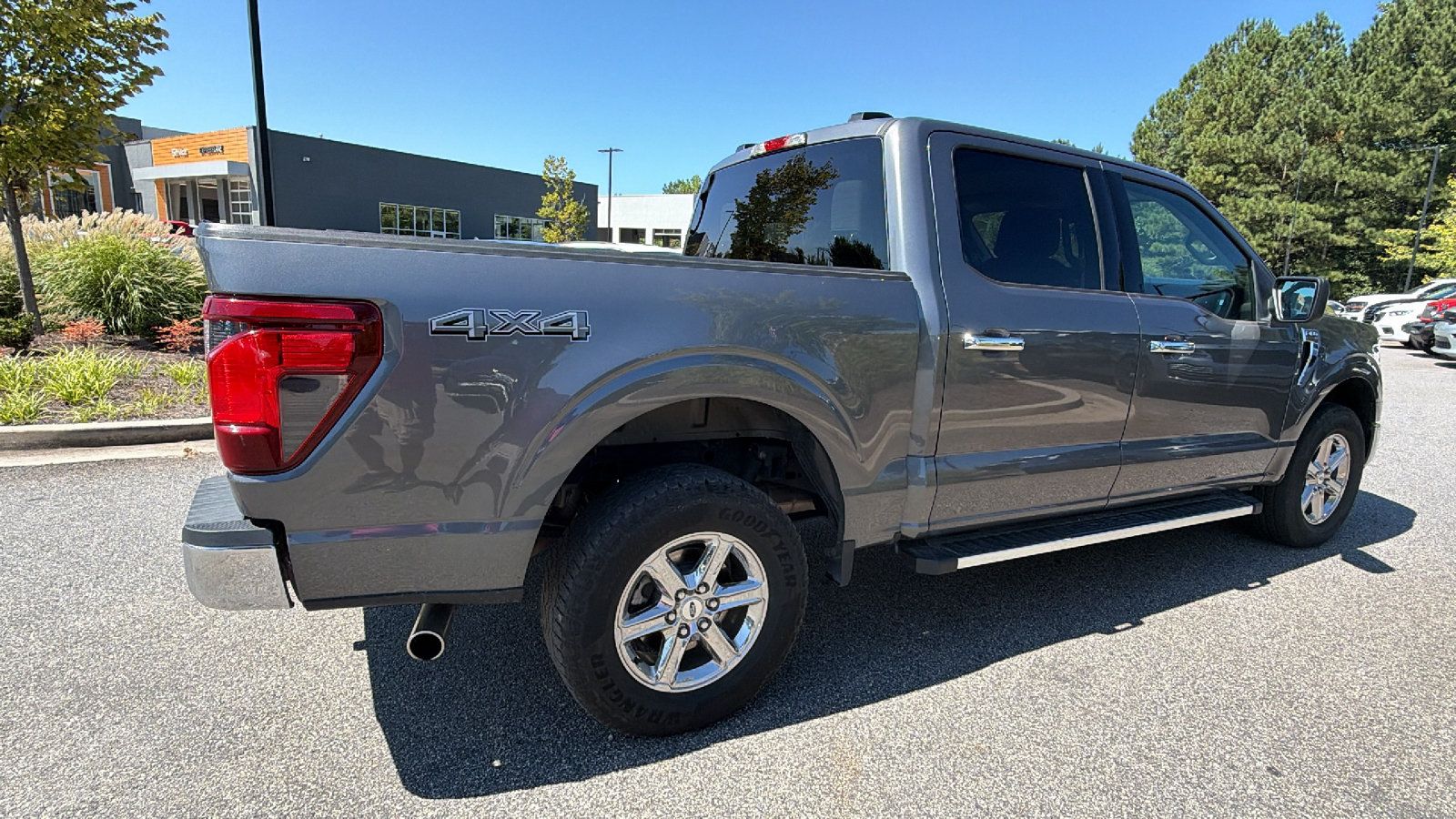 Used 2025 Ford F150 XLT w/ Equipment Group 301A Standard AWD/4WD image 8