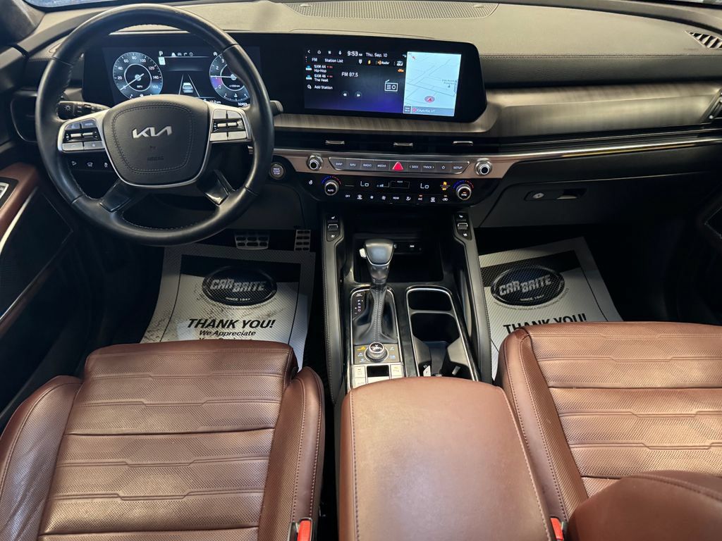 Used 2023 Kia Telluride AWD image 9