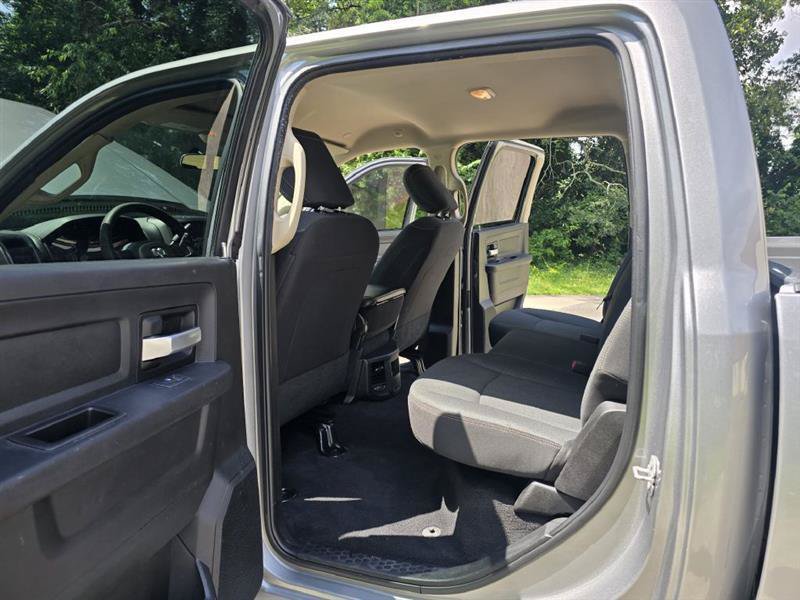 Used 2019 RAM 3500 Tradesman AWD/4WD image 25