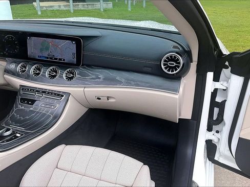 Used 2021 Mercedes-Benz E 450 4MATIC Cabriolet image 23