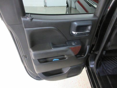 Used 2018 GMC Sierra 1500 SLT w/ SLT Premium Package image 29