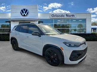 New 2026 Volkswagen Tiguan SE R-Line video 1