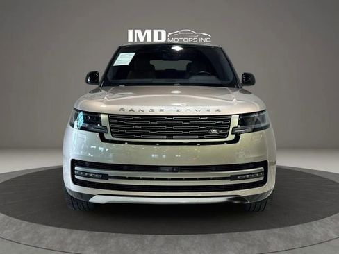 Used 2023 Land Rover Range Rover SE AWD/4WD image 3