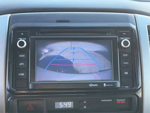 Used 2014 Toyota Tacoma 4x4 Access Cab V6 image 30