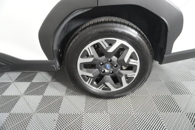 Certified 2025 Subaru Forester Premium AWD/4WD image 18