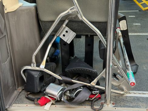 Used 2022 Ford Transit 150 Medium Roof image 18