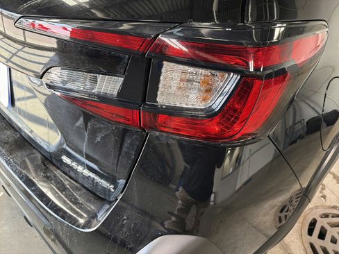 Certified 2024 Subaru Crosstrek 2.0i image 11