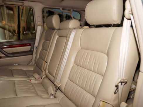 Used 2000 Lexus LX 470 4WD image 17