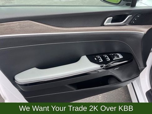 Used 2022 Kia K5 EX w/ EX Premium Package image 10