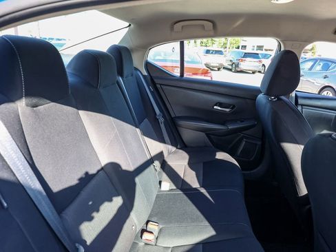 Used 2023 Nissan Sentra SV image 17