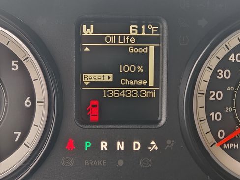 Used 2016 RAM 1500 Classic SLT image 12