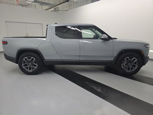 Used 2023 Rivian R1T Adventure AWD/4WD image 6