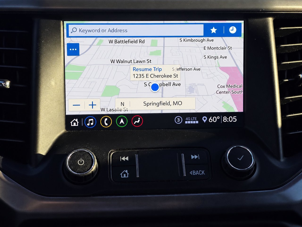 Used 2020 GMC Acadia AT4 w/ LPO, Floor Liner Package AWD/4WD image 19