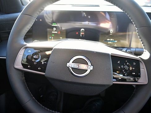 New 2026 Nissan Leaf Platinum+ w/ Illuminated Package FWD image 10
