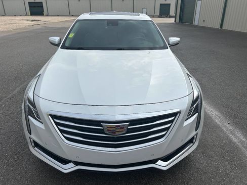 Used 2018 Cadillac CT6 Luxury image 8