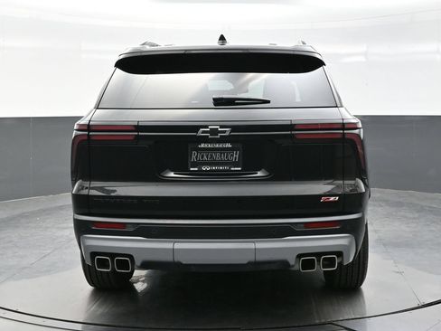 Used 2025 Chevrolet Traverse Z71 AWD/4WD image 6