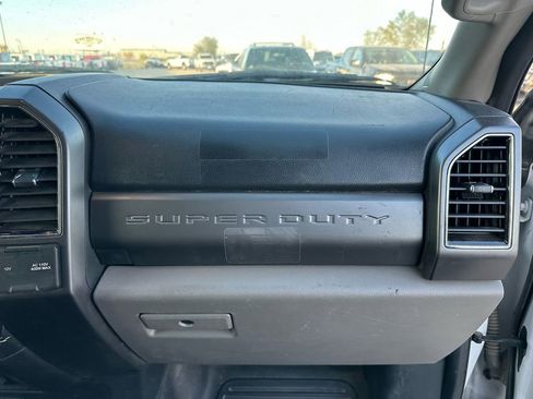 Used 2019 Ford F550 XLT image 19