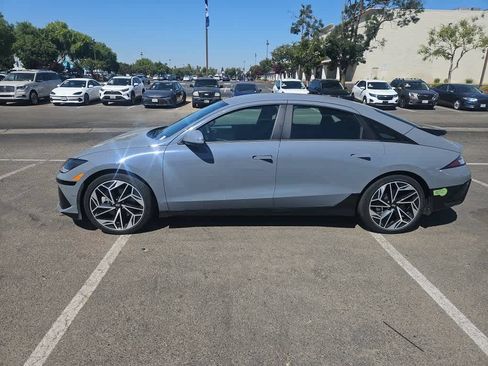 Used 2023 Hyundai Ioniq 6 SEL AWD/4WD image 4