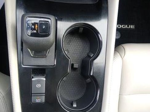 Used 2023 Nissan Rogue SL w/ SL Premium Package AWD/4WD image 27