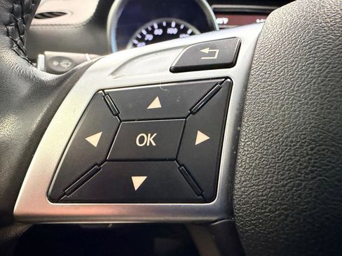 Used 2015 Mercedes-Benz GL 450 4MATIC image 52