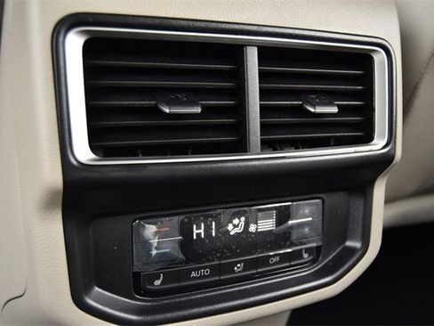 New 2026 Volkswagen Atlas SEL image 23