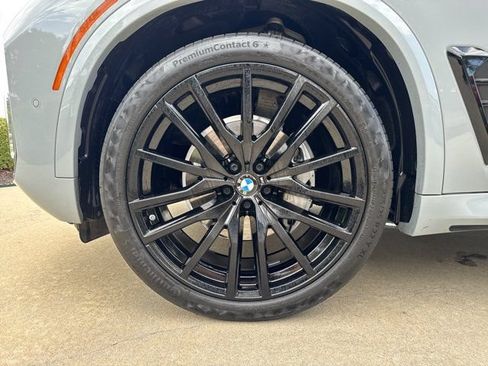 Certified 2024 BMW X5 xDrive40i w/ M Sport Package AWD/4WD image 27