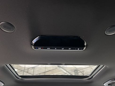 New 2027 Kia Telluride S image 26