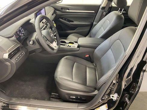 New 2025 Nissan Altima 2.5 SL image 10