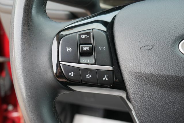 Used 2023 Ford Escape Active AWD/4WD image 17