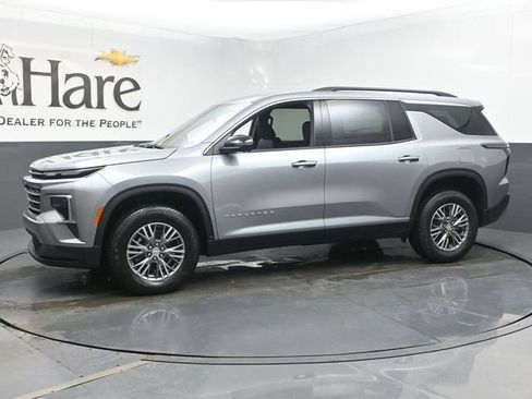 New 2026 Chevrolet Traverse LT w/ Driver Confidence Package FWD image 11