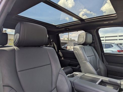 Used 2023 Toyota Tundra Platinum image 15