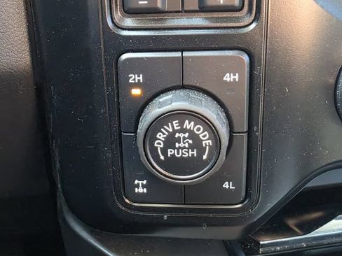Used 2023 Ford F250 Lariat w/ Lariat Ultimate Package AWD/4WD image 21