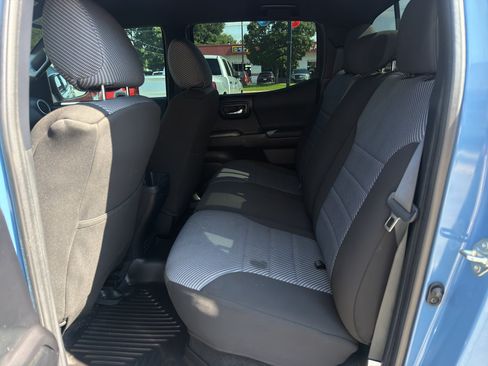 Used 2019 Toyota Tacoma TRD Off-Road RWD image 25